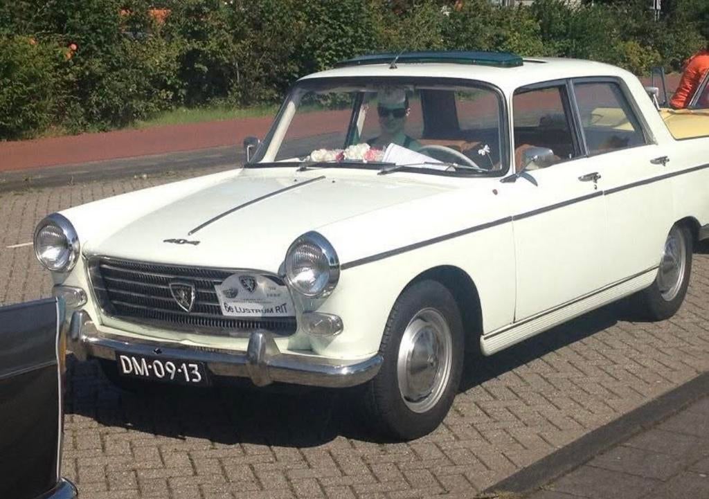Peugeot 404 1961 Coupleur Jaeger, Auto's, Overige modellen, 4 cilinders, Wit, Bruin