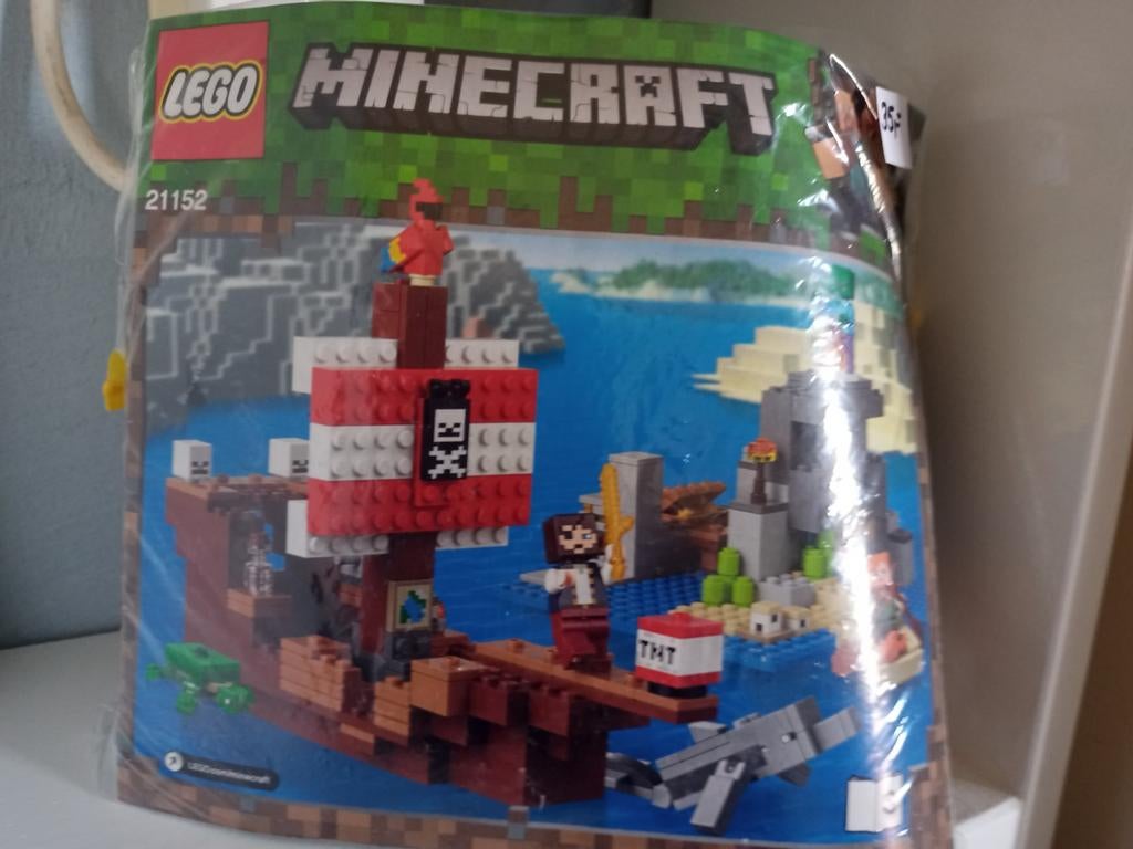 Lego Minecraft 21152 Piraat., Kinderen en Baby's, Speelgoed | Duplo en Lego, Ophalen of Verzenden