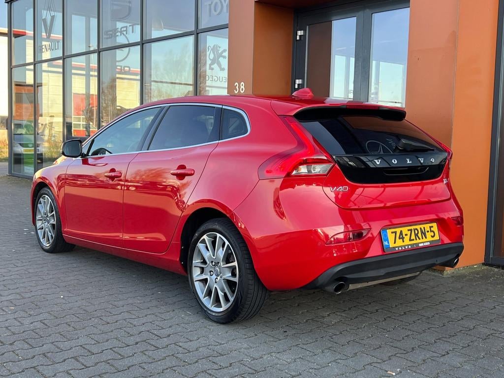 Volvo V40 1.6 T3|Leer|Xenon|Camera+PDC|Bluetooth|Panodak|, Auto's, Voorwielaandrijving, Gebruikt, 4 cilinders, 150 pk