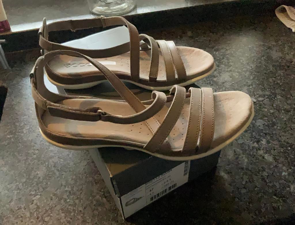 Ecco sandalen, 37, NIEUW, Kleding | Dames, Schoenen, Ophalen of Verzenden, Nieuw, Sandalen of Muiltjes