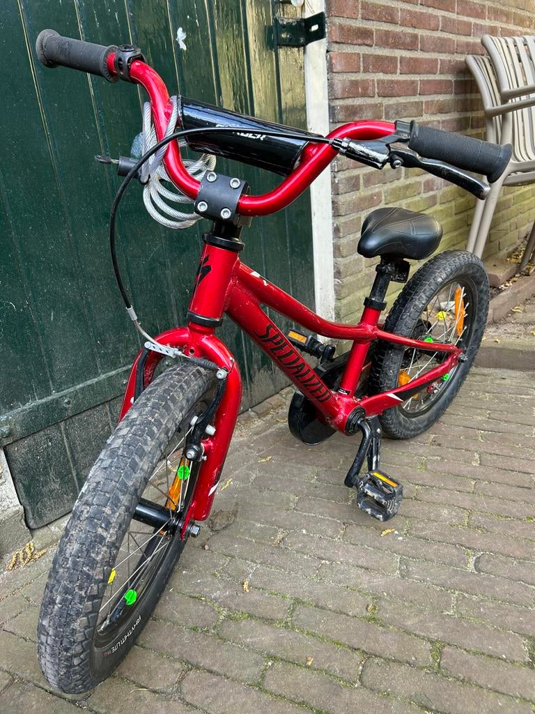 Specialized Riprock kinderfiets 16 inch rood, Fietsen en Brommers, Fietsen | Kinderfietsjes, Ophalen, Gebruikt, 16 tot 20 inch