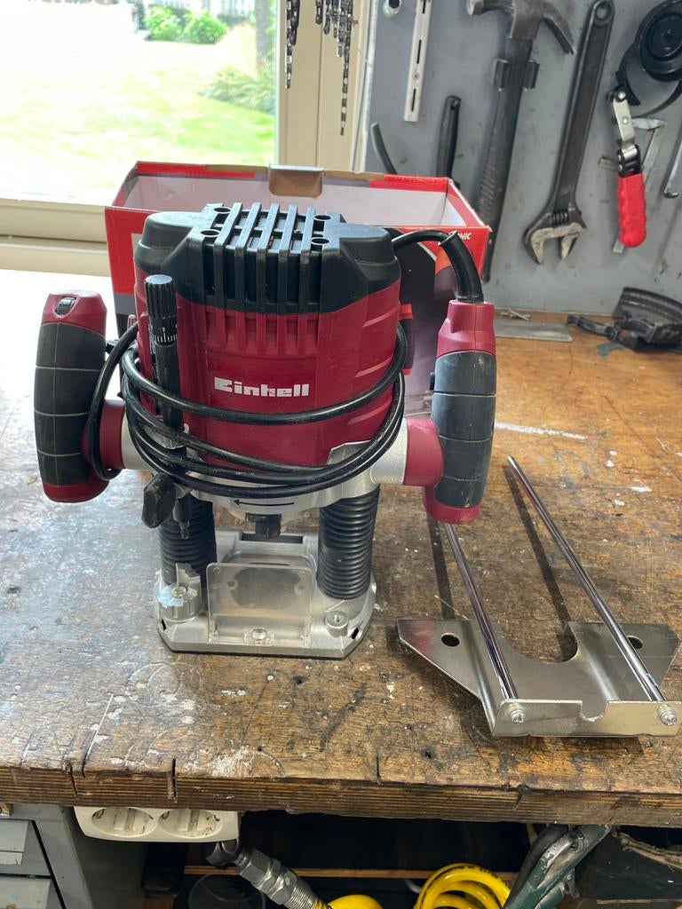 Einhell bovenfrees voor houtbewerking, Ophalen of Verzenden, Zo goed als nieuw, Elektrisch, Bovenfrees