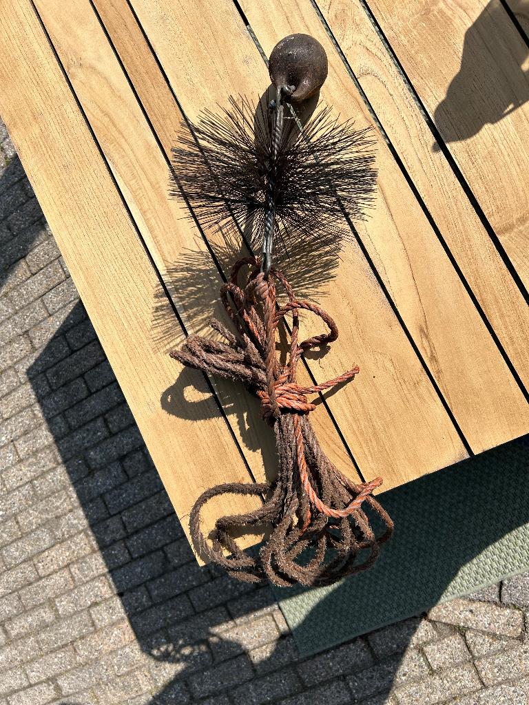 Schoorsteenborstel, Ophalen, Gebruikt