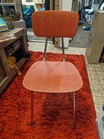 Vintage stoel met rode zitting en chromen onderstel, Ophalen