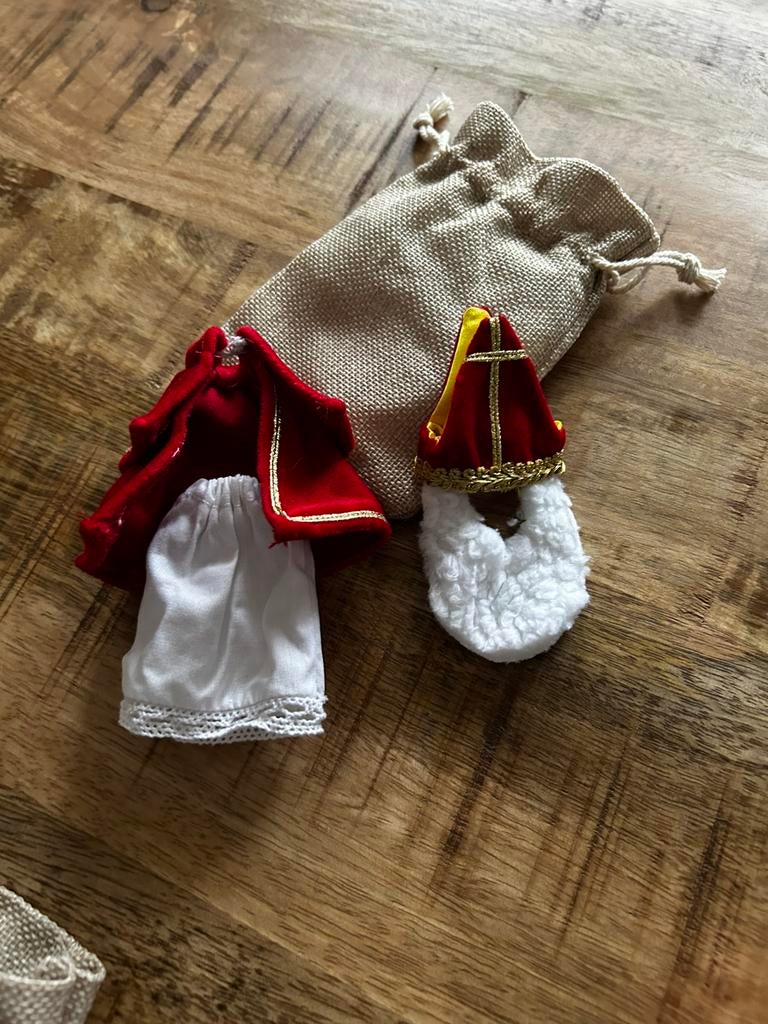 Maileg sint en pieten kleding, Kinderen en Baby's, Speelgoed | Poppenhuizen, Ophalen, Nieuw, Toebehoren