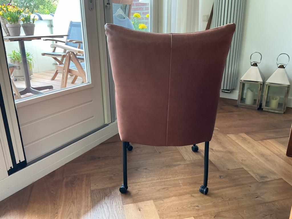 Leren eetkamerstoel met wieltjes - Comfortabel & Stijlvol, Ophalen, Gebruikt, Bruin, Leer