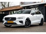 Volvo V60 2.0 T6 Recharge AWD R-Design SOH 90% I Panoramadak, Auto's, Volvo, Automaat, Gebruikt, 4 cilinders, Wit