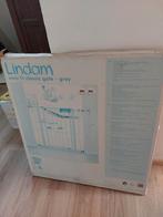 Lindam wit traphekje, als nieuw, Kinderen en Baby's, Traphekjes, Ophalen of Verzenden, Zo goed als nieuw, Metaal of IJzer, 115 cm of meer