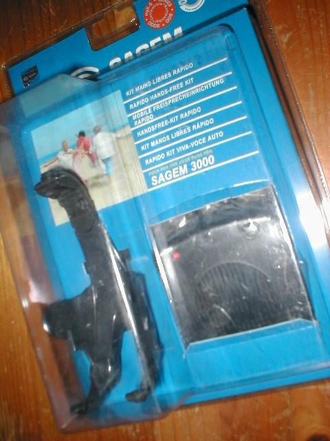 SAGEM Hands-Free Car Kit Origineel (NIEUW), Telecommunicatie, Carkits, Complete carkit, Nieuw, Ophalen of Verzenden, Opbouw