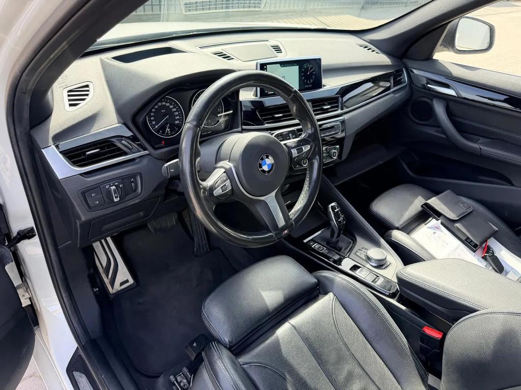 BMW X1 SDrive20i High Executive Aut. | M-pakket € 23.945,0, Auto's, BMW, 1998 cc, Wit, Bedrijf, SUV of Terreinwagen