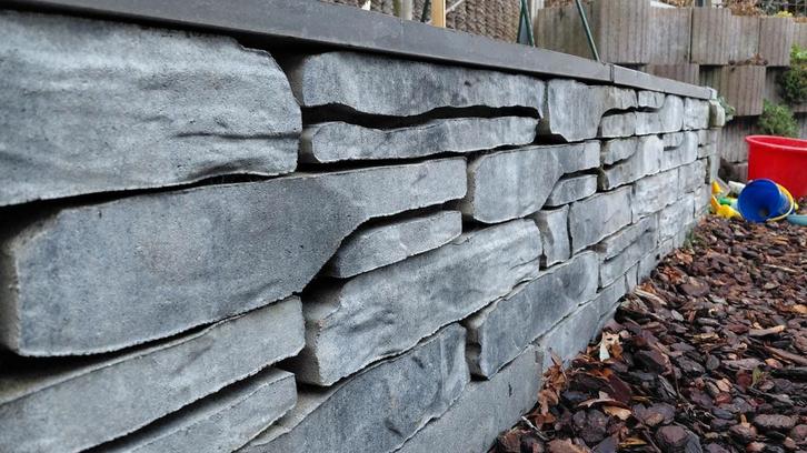 150+ Stapeblokken stenen Stonewalling Grijs/Zwart 42x18x8 cm, Tuin en Terras, Bielzen en Borders, Gebruikt, Border, Beton, Minder dan 25 cm