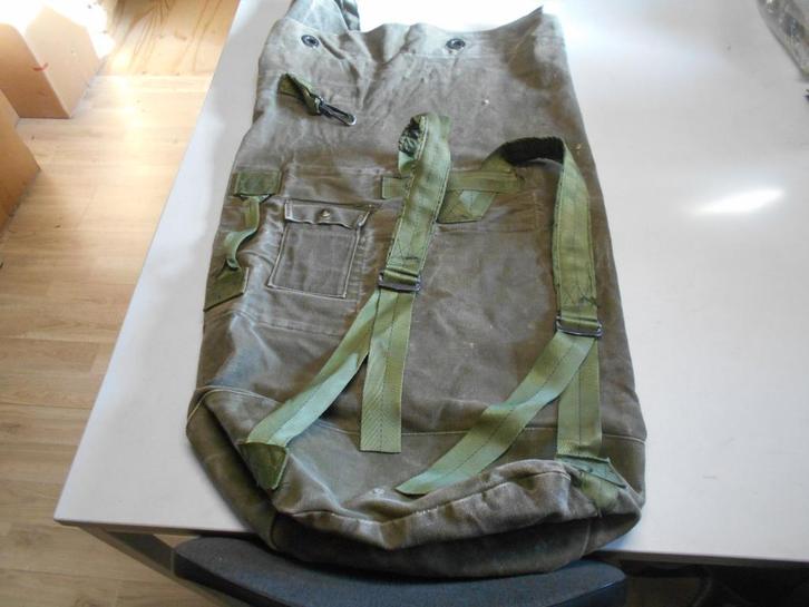 Plunjebaal met gugdragers US Vietnam?, Verzamelen, Militaria | Algemeen, Landmacht, Overige typen, Amerika, Ophalen of Verzenden