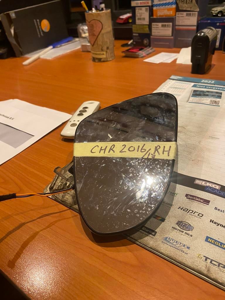 Spiegelglas rechts verwarmd toyota CHR, Ophalen of Verzenden