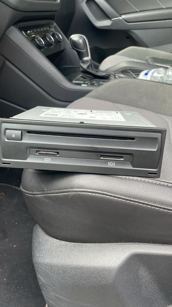 3Q0035874C Discover Media PRO MIB2.5 headunit met DAB+, Auto diversen, Ophalen of Verzenden