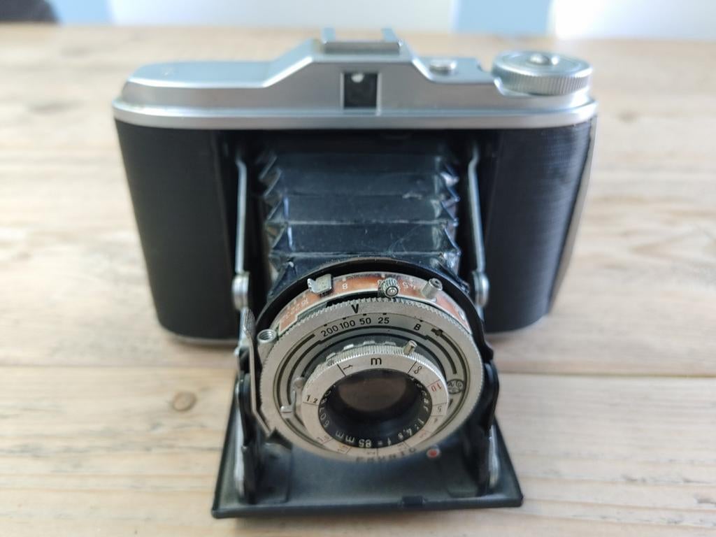 Agfa Jsolette Vintage Camera - Klassieke Balgcamera, Ophalen of Verzenden, Gebruikt, Compact, Overige Merken