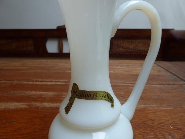 Vintage opaline kannetje in wit, Italie, 17 cm., Ophalen of Verzenden