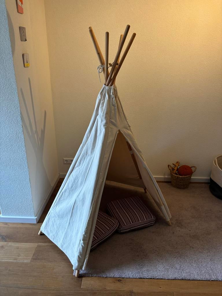 Vilac tipi wigwam speeltent ecru linnen en houten stokken, Ophalen, Zo goed als nieuw