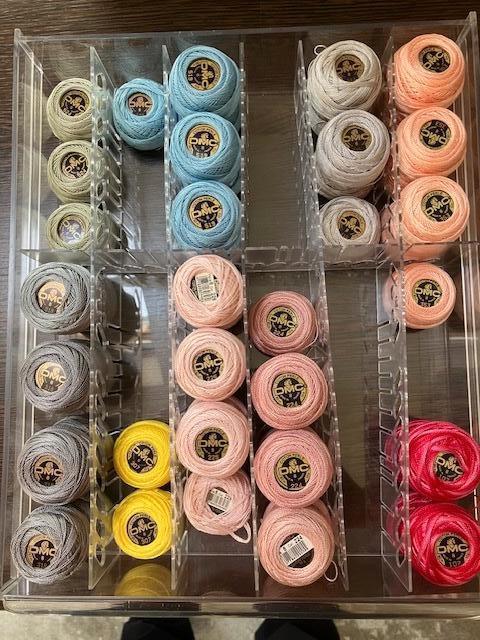 Borduurgaren DMC 8 coton perlé 80m per bol € 2,75 per bol, Hobby en Vrije tijd, Borduren en Borduurmachines, Nieuw, Borduurgaren of Zijde