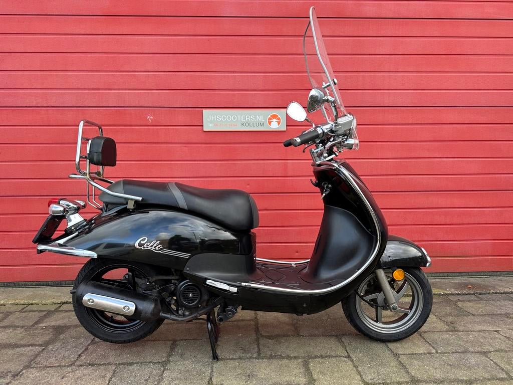 Mooii aangeklede sym allo / cello brom met slechts 4538 km, Ophalen, Zo goed als nieuw, Benzine, Super 8