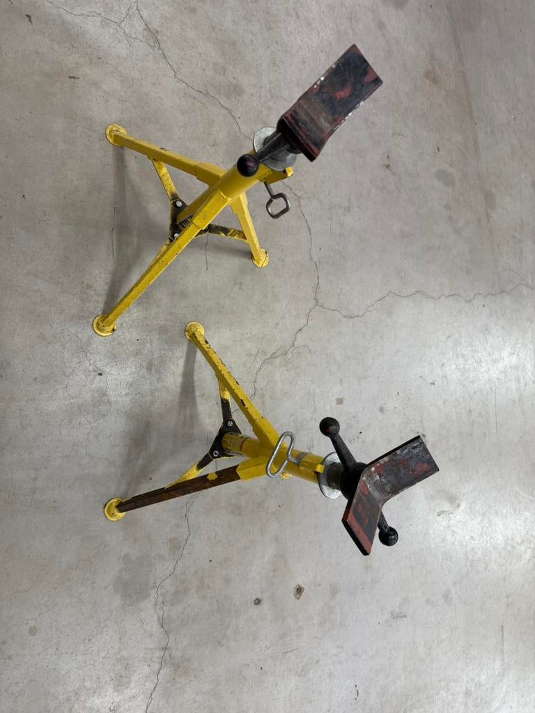 Te koop 3 poot steun houder, Ophalen, Zo goed als nieuw