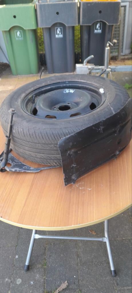 Wiel +band+ onderkorf voor Citroën  Peugeot partner,berlingo, Auto-onderdelen, Ophalen, Bestelwagen, 15 inch, Banden en Velgen