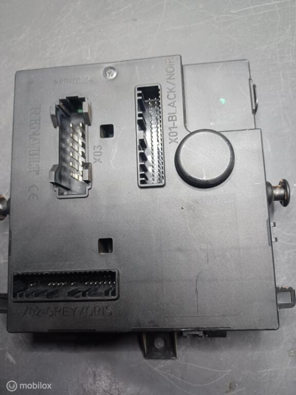 BCM -module /UCH Renault Twingo II('07-'14) 8200836533, Gebruikt, Renault, Ophalen of Verzenden, Renault