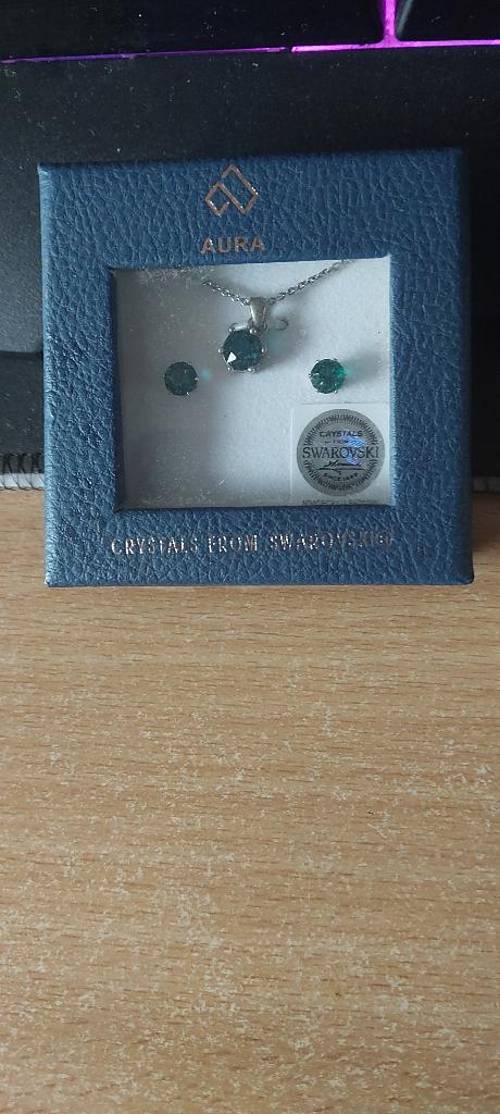 Een prachtig mooi setje van Swarovs, Ophalen of Verzenden, Overige materialen, Overige typen