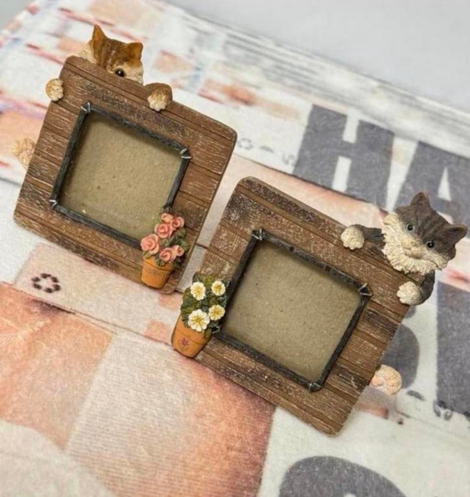 Vintage 2 schattige fotolijstjes met poes kat fotolijst 3D, Ophalen of Verzenden, Zo goed als nieuw, H, H