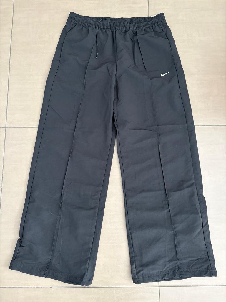 Nike Sportbroek Dames Zwart Maat L, Kleding | Dames, Sportkleding, Zwart, Nieuw, Ophalen of Verzenden, Maat 42/44 (L)