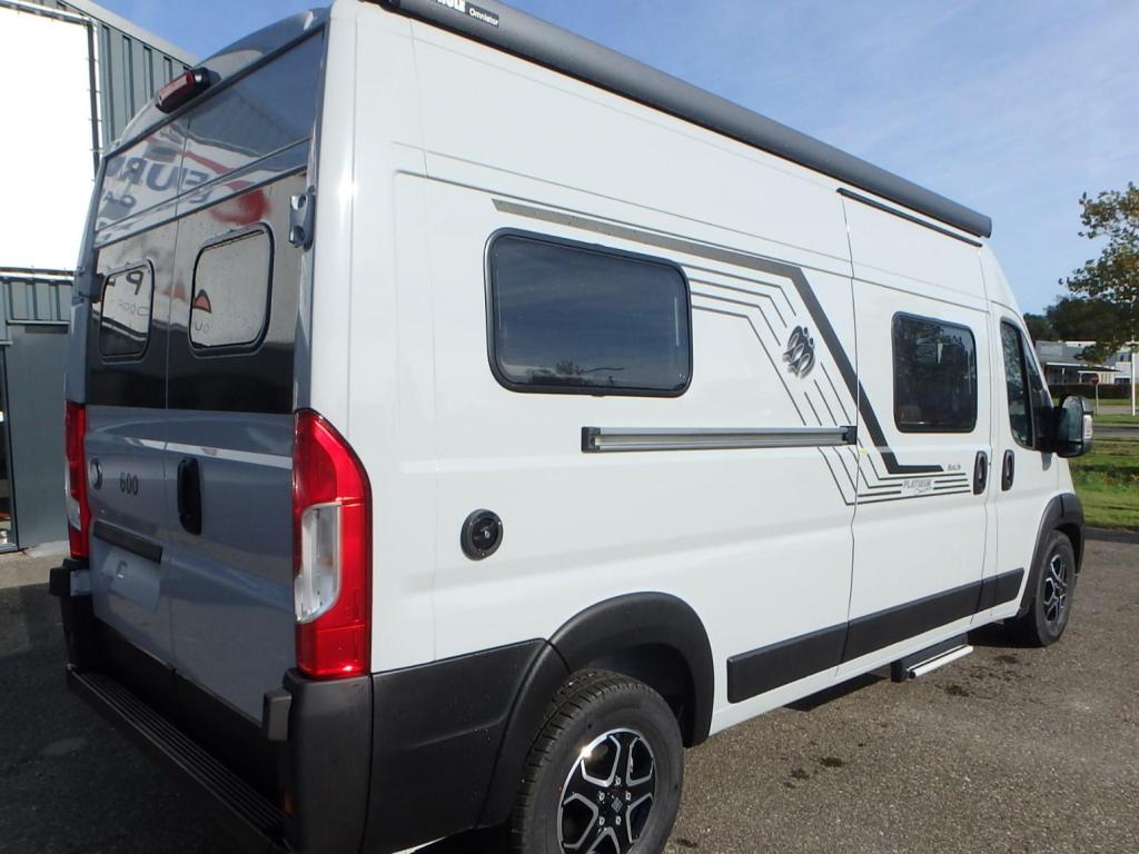 Knaus Boxlife 600 ME € 5.000,00 KORTING, Automaat, Luifel, Standaard zit, Fiat