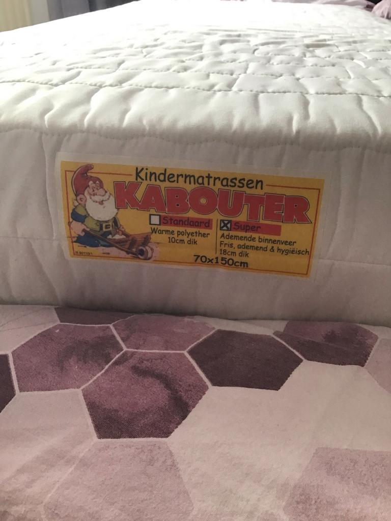 Kindermatras Kabouter Super 70x150cm met hoeslaken, Huis en Inrichting, Slaapkamer | Matrassen en Bedbodems, Ophalen, Gebruikt