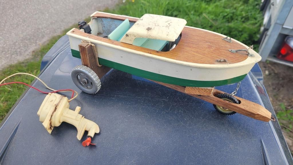 Bootje om op te knappen, Ophalen of Verzenden, 1:32 tot 1:50