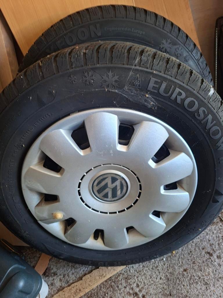 2x stalenvelg met winterbanden izgs. Komen van een golf 4, Auto-onderdelen, Ophalen of Verzenden