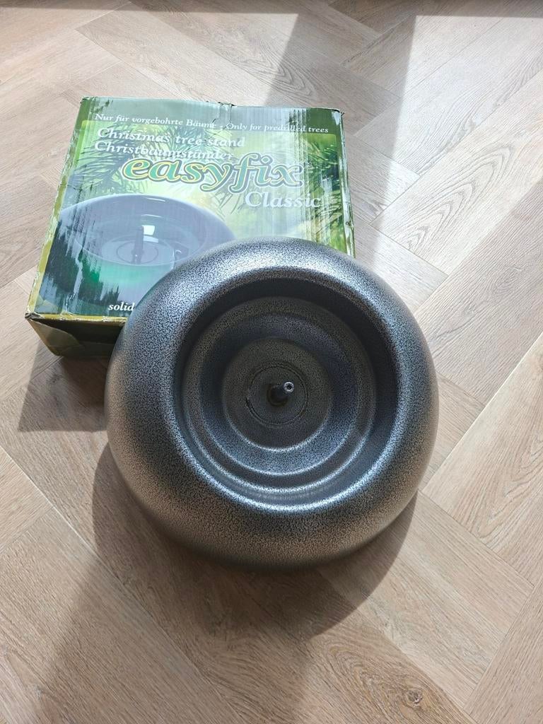 Easyfix kerstboom standaard zilver, Diversen, Kerst, Ophalen, Zo goed als nieuw