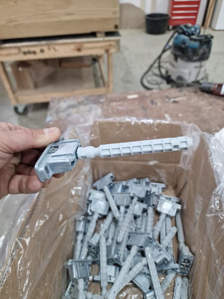 Inbouw plankdragers Triade 35 stuks, Ophalen of Verzenden