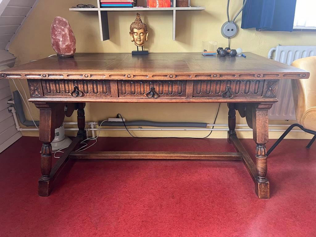 Antieke houten bureautafel met lades, Ophalen