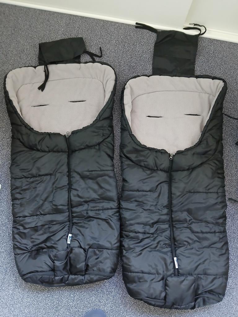 Voetenzakken voor kinderwagen - 2 stuks, Ophalen of Verzenden, Zo goed als nieuw