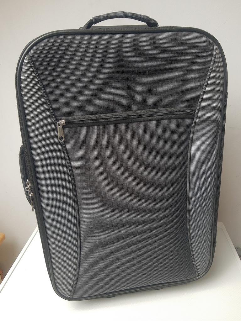 Handige Zwarte Rolkoffer - Ideaal voor Korte Reizen, 40 tot 60 cm, Wieltjes, Gebruikt, 20 tot 30 cm