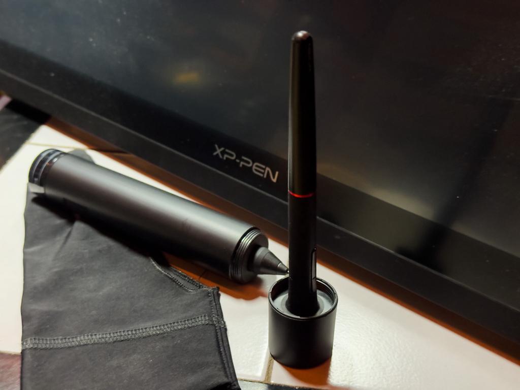 XP pen artist pro 24, Ophalen of Verzenden, Zo goed als nieuw