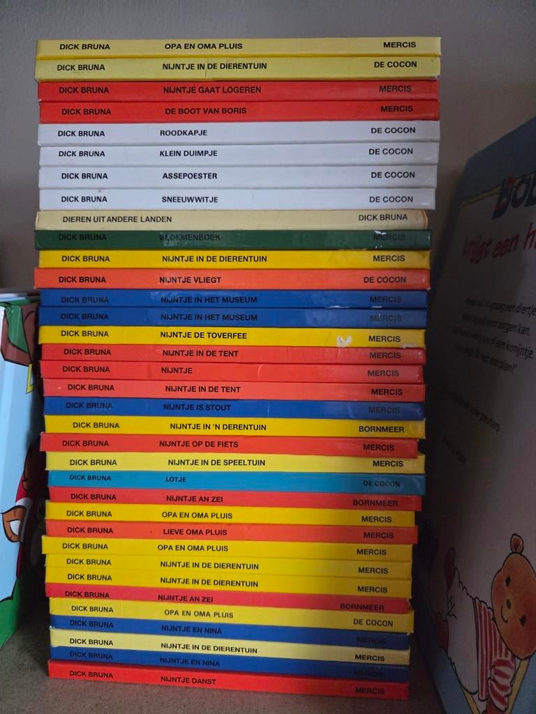 Nijntje / Dick Bruna - Verzameling vierkanten boekjes, Boeken, Kinderboeken | Baby's en Peuters, Ophalen of Verzenden, Gelezen