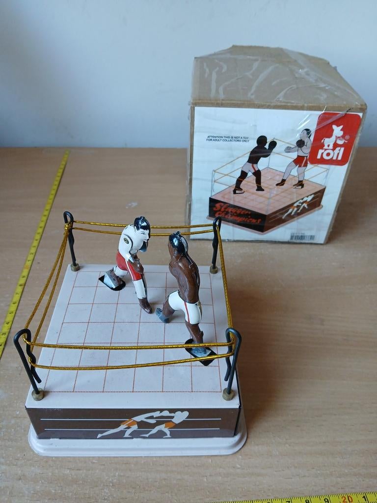 Vintage boksring, Ophalen