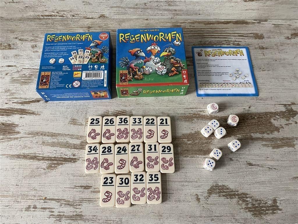 Regenwormen 999 games [s326], Hobby en Vrije tijd, Gezelschapsspellen | Bordspellen, Verzenden, Zo goed als nieuw