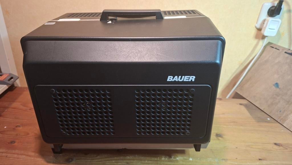 Bauer P8 16mm projector, Ophalen, 16mm film