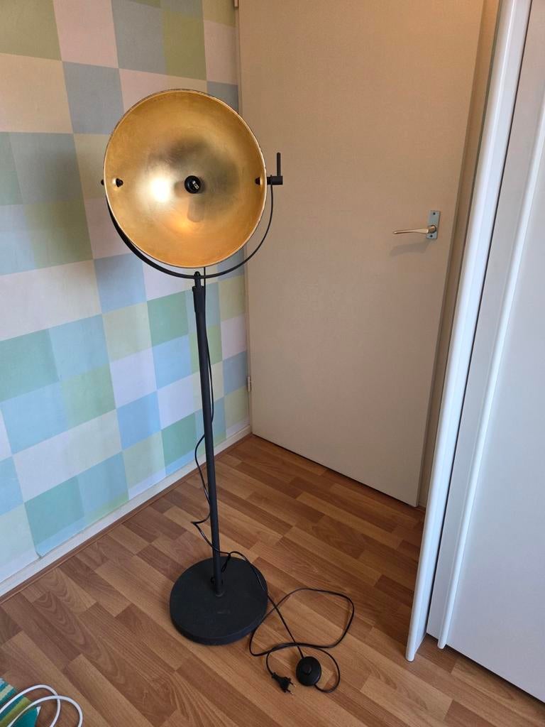 Vloerlamp industrieel, Huis en Inrichting, Lampen | Vloerlampen, Ophalen, Zo goed als nieuw, Metaal, 150 tot 200 cm