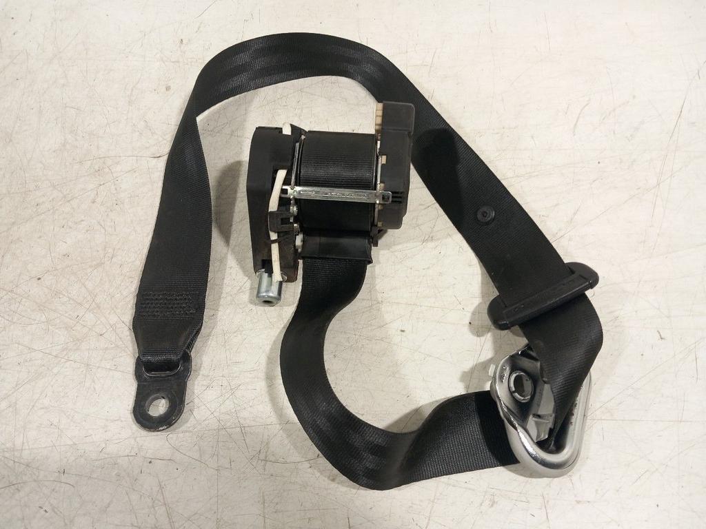 Veiligheidsgordel rechts voor Volkswagen Caddy, Onderdelen@venauto.nl, Van der Ven Autorecycling B.V., Gebruikt, Ettenseweg 76, 4706 PB Roosendaal, The Netherlands