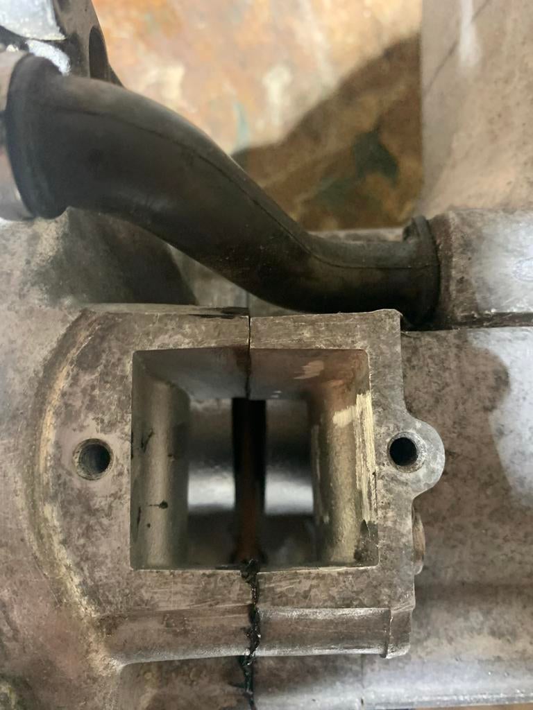 Runner RST 50cc blok + 2 Aprilia SR frames (met kenteken), Ophalen of Verzenden, Gebruikt, Blok, Aprilia