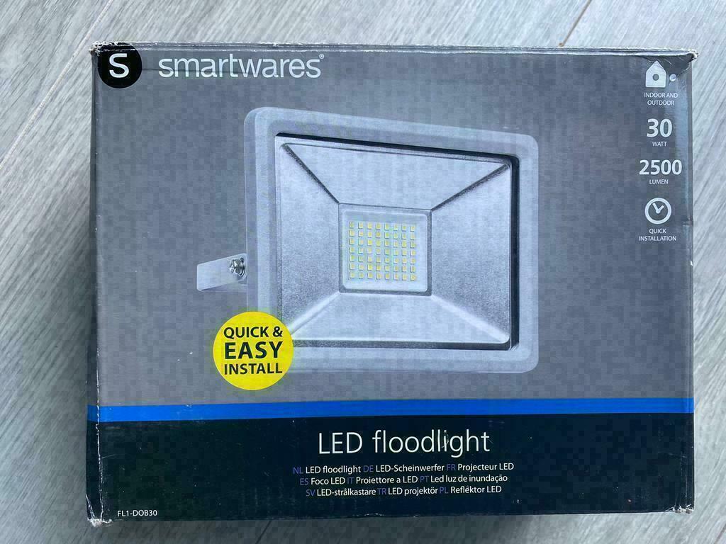 Smartwares LED spotlight 30 W nieuw in verpakking, Ophalen of Verzenden, Nieuw