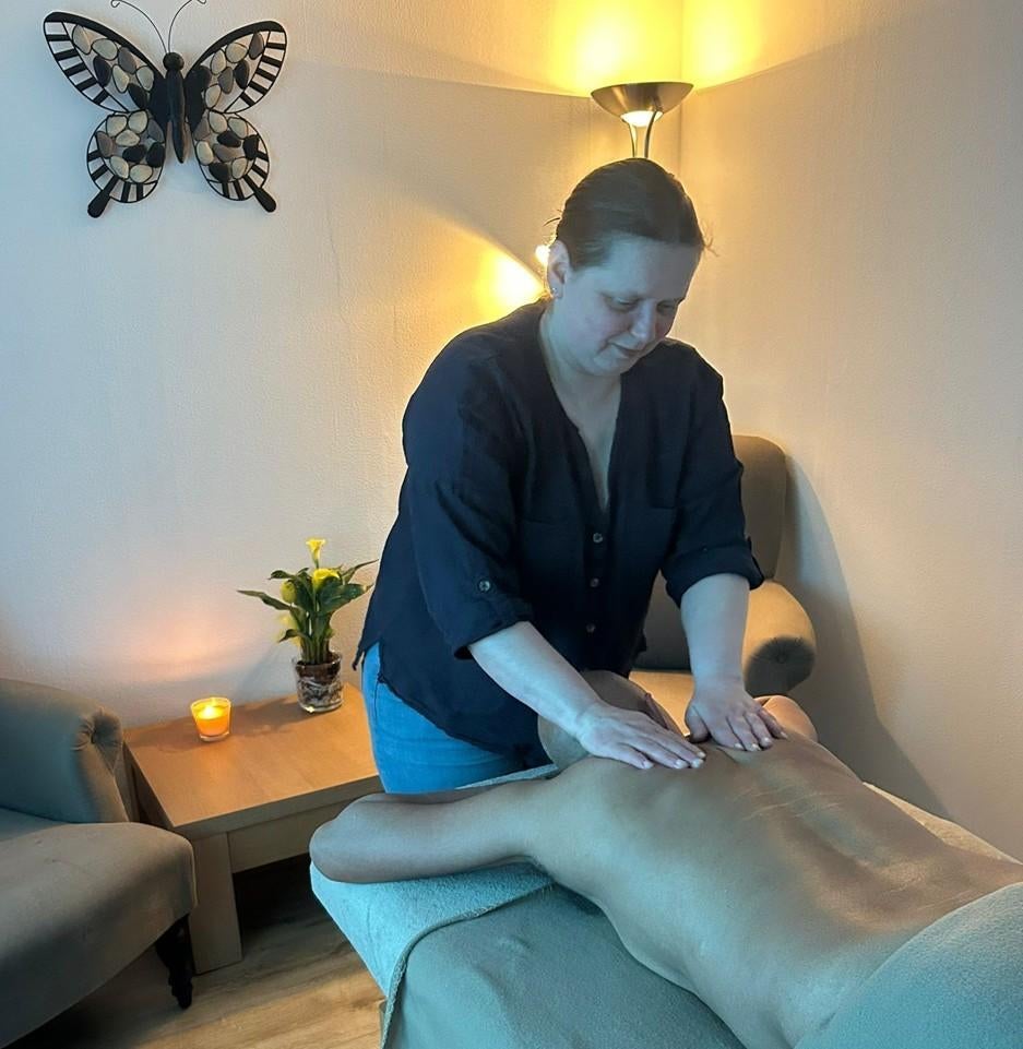 Diverse massage's, door gediplomeerd masseur, € 40,00 p/uur, Ophalen, Nieuw, Overige typen