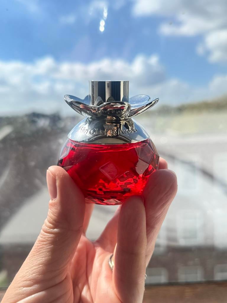 Van Cleef & Arpels Féerie Rubis Eau de Parfum 30ml, Ophalen of Verzenden, Gebruikt, Overige typen
