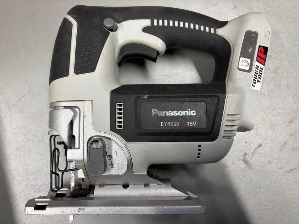 Panasonic decoupeerzaag EY-4550 18 volt, Gebruikt, Decoupeerzaag, Ophalen of Verzenden, 30 tot 70 mm